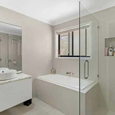 Image 6 - unnamed road, Carrara QLD 4214, Australia - Apartment for rent