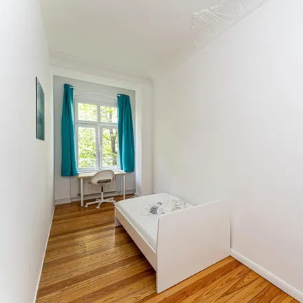Rent this 3 bed room on CHI.BAR in Gabriel-Max-Straße 2, 10245 Berlin