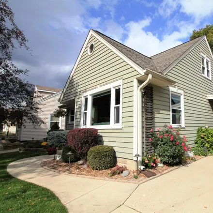 Buy this 3 bed house on 4628 West Fillmore Drive in Milwaukee, WI 53219