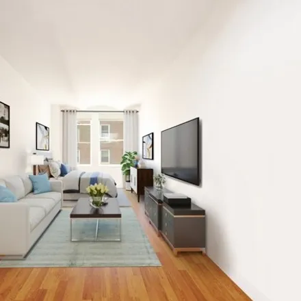 Image 5 - 9 Barrow St Apt 4B, New York, 10014 - Apartment for sale