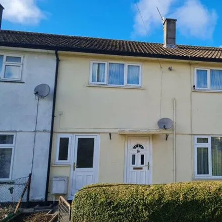 Buy this 3 bed townhouse on Downton Road in Swindon, SN2 5JX