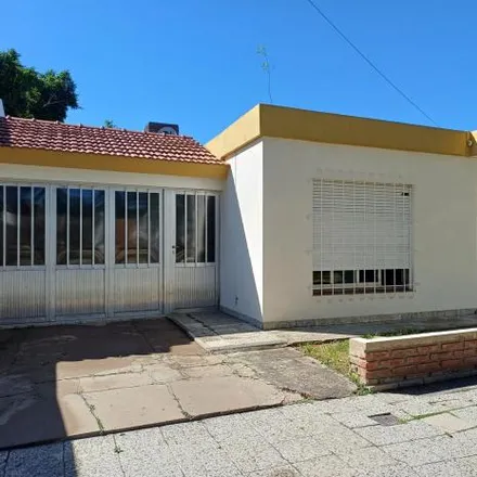 Buy this 3 bed house on Roque Sáenz Peña 2327 in Departamento San Justo, San Justo