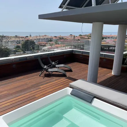 Rent this 3 bed apartment on Praceta José Figueiredo da Fonseca in 2775-584 Cascais, Portugal