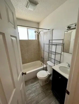 Image 3 - 8315 Nelson Street, New Orleans, LA 70118, USA - House for rent