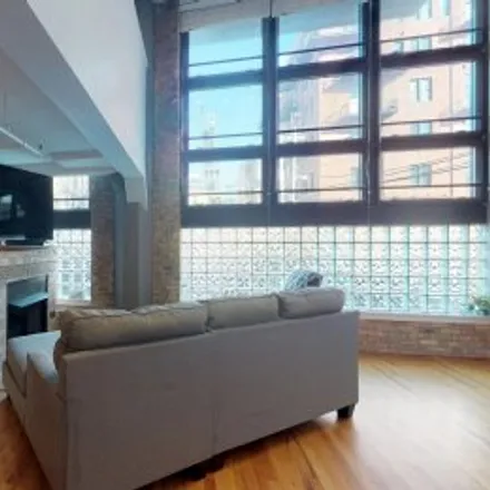 Buy this 2 bed apartment on #107,1601 South Michigan Avenue in Ickes Praire, Chicago