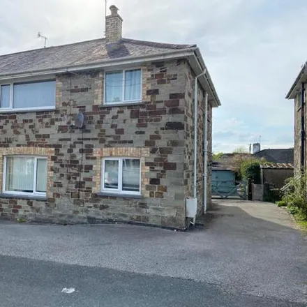 Rent this 3 bed duplex on St Mary's Road in Bodmin, PL31 1NJ