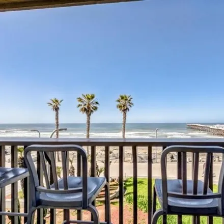 Buy this 2 bed condo on 4465 Ocean Boulevard in San Diego, CA 92109