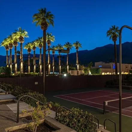 Image 6 - 490 East Club Drive, Palm Springs, CA 92262, USA - Condo for sale