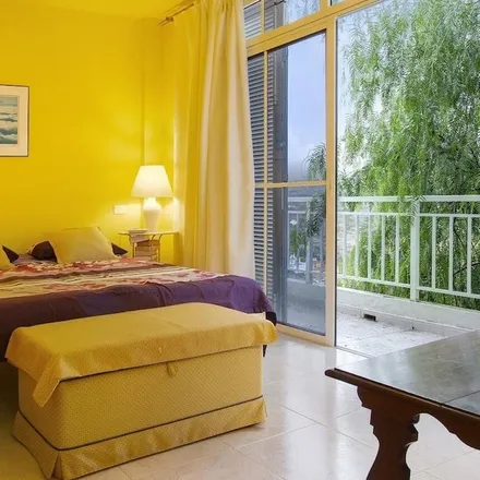 Rent this 3 bed house on Calle Gamonal in 35009 Las Palmas de Gran Canaria, Spain