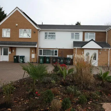 Rent this 6 bed house on 15 Old Mill Avenue in Coventry, CV4 7DY