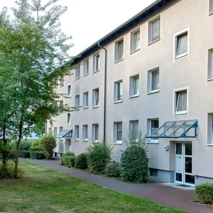 Rent this 3 bed apartment on Elbeallee 139 in 33689 Bielefeld, Germany