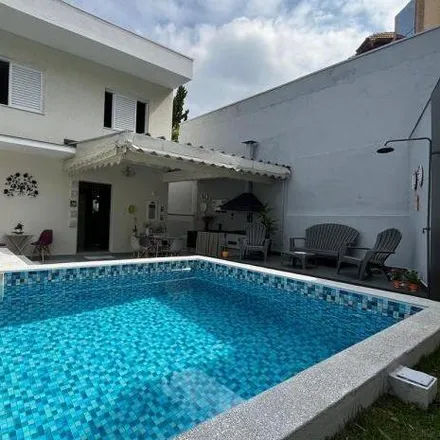 Buy this 5 bed house on Rua Alexandre de Gusmão in Granja Viana II Gl. 4 e 5, Cotia - SP
