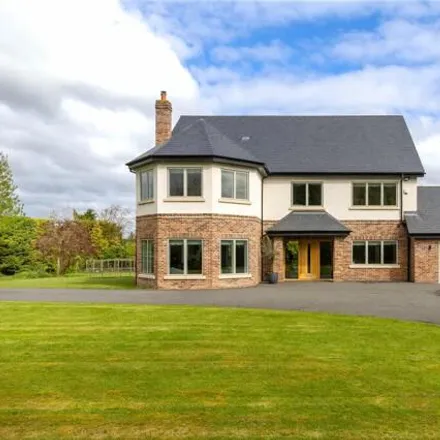 Buy this 6 bed house on Willow Farm in 8 Church Street, Haslingfield