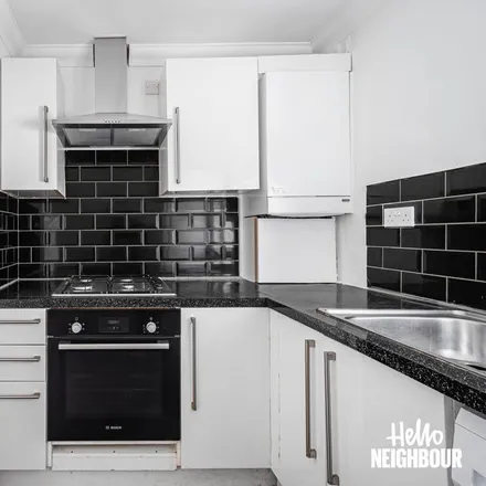 Rent this 2 bed apartment on Ceres Road in London, SE18 1HW
