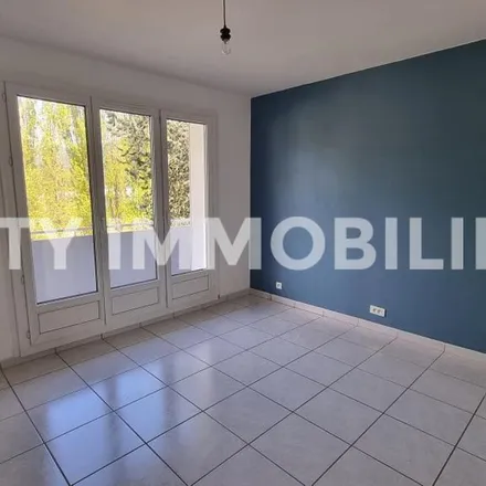 Rent this 3 bed apartment on 3 Impasse des Acacias in 38190 Villard-Bonnot, France