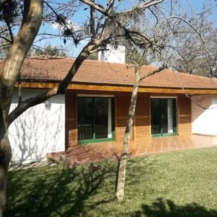 Buy this studio house on Los Robles del Monarca in La Lonja, Buenos Aires