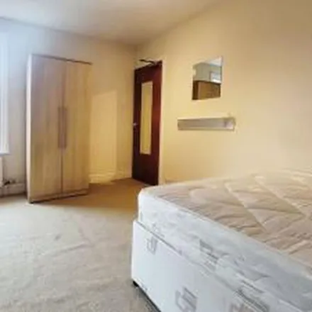 Rent this 1 bed apartment on Parrs Wood Road in Manchester, M20 5NL
