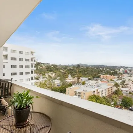 Buy this 1 bed condo on 7235 Hollywood Boulevard in Los Angeles, CA 90046