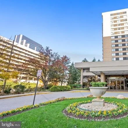 Buy this 2 bed condo on Skyline House West in 3713 South George Mason Drive, Falls Church
