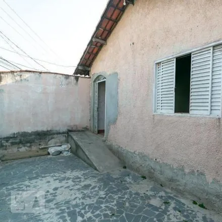 Rent this 3 bed house on Rua Otaviano Gomes in Santa Cruz, Belo Horizonte - MG