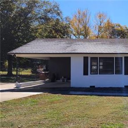 Rent this 3 bed house on 1792 Cameron Road in Lincolnton, NC 28092