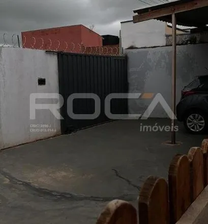 Buy this 2 bed house on Rua Aginaldo Melo Nunes in Jardim Embaré, São Carlos - SP