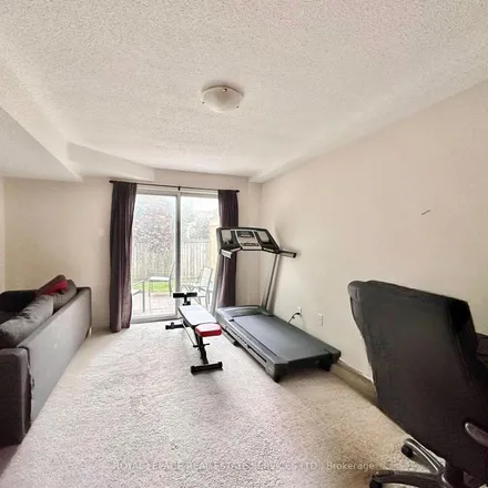 Image 5 - 2746 Lindholm Crescent, Mississauga, ON L5M 4S1, Canada - Townhouse for rent
