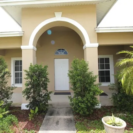 Image 3 - 928 Southwest Hamberland Avenue, Port Saint Lucie, FL 34953, USA - House for rent