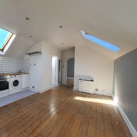 Rent this 1 bed apartment on Telford Avenue in London, SW2 4XA