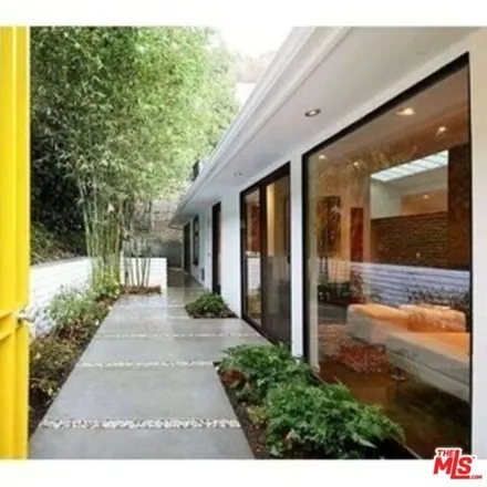 Image 2 - 2090 Roscomare Road, Los Angeles, CA 90077, USA - House for rent