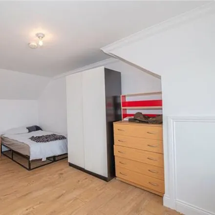 Image 6 - 30 Mazenod Avenue, London, NW6 4LY, United Kingdom - Loft for rent