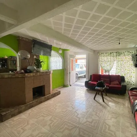 Buy this studio house on Calle Monte Alto in Jardines de Morelos Sección Montes A, 55066 Ecatepec de Morelos