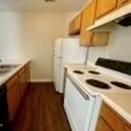 Image 5 - 446 Joy Avenue, Mount Washington, KY 40047, USA - Apartment for rent