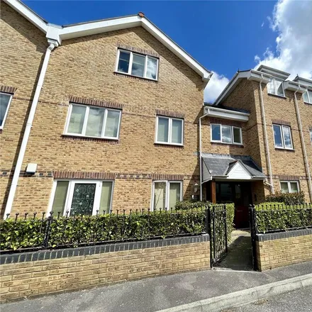 Image 1 - Lampton Gardens, Talbot Village, BH9 2PT, United Kingdom - Apartment for rent