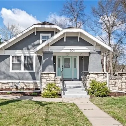 Buy this 4 bed house on Waldo Community Branch Kansas City Public Library in 201 East 75th Street, Kansas City