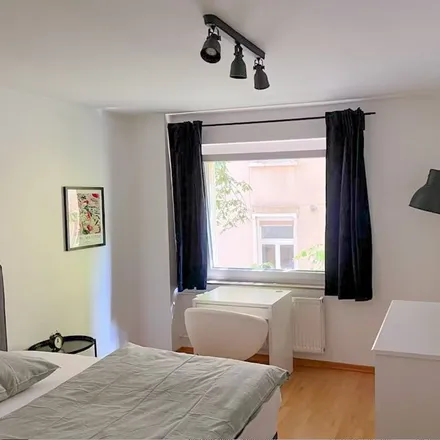 Rent this 1 bed apartment on Parkstraße 11 in 60322 Frankfurt, Germany