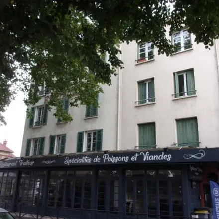 Rent this 1 bed apartment on 14bis Rue Paul Doumer in 77000 Melun, France
