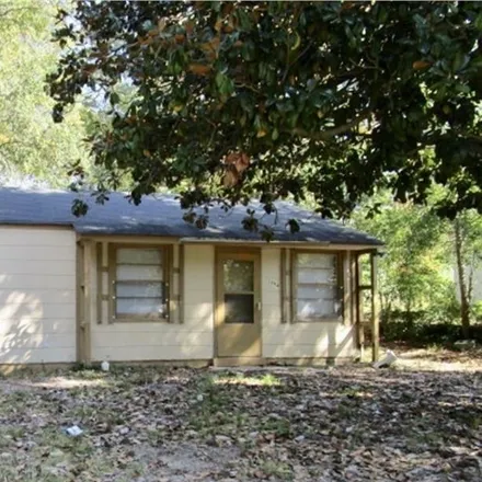 Buy this 2 bed house on 3894 Tyler Drive in Macon, GA 31206