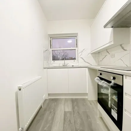 Image 1 - Stroud Green Road, London, N4 2DQ, United Kingdom - Apartment for rent