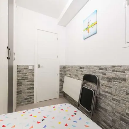Image 3 - Calle del Labrador, 18, 28005 Madrid, Spain - Apartment for rent