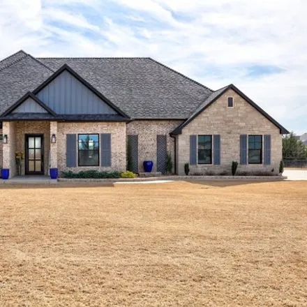 Buy this 5 bed house on 3092 Firefly Drive in Norman, OK 73071