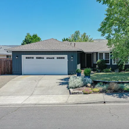 Buy this 3 bed house on 3160 Cheltenham Way in Medford, OR 97504