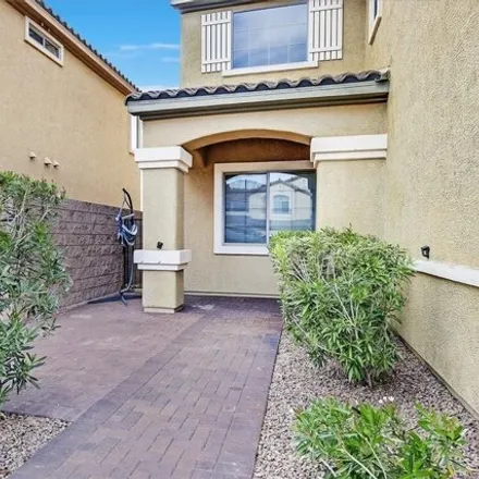 Image 2 - 640 Finch Island Ave, Henderson, Nevada, 89015 - House for sale