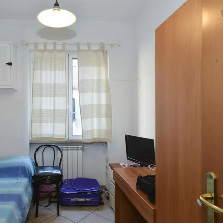 Rent this 4 bed room on Sanitaria La Ninfea in Via Domenico Cucchiari, 42