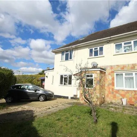 Image 1 - Larchwood Drive, Englefield Green, TW20 0SH, United Kingdom - Apartment for rent