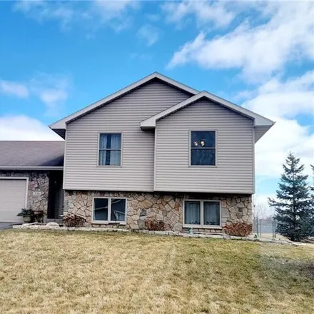 Buy this 4 bed house on 238 Jennifer Ray Road North in Roberts, Saint Croix County