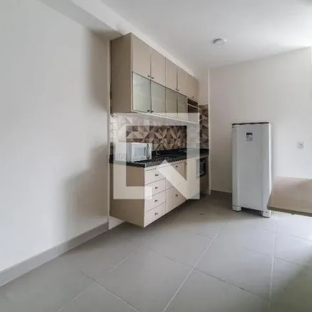 Rent this 2 bed apartment on Avenida Dom Pedro I 1003 in Vila Monumento, Região Geográfica Intermediária de São Paulo - SP