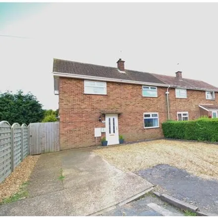 Buy this 3 bed duplex on Ladysmith Avenue in Whittlesey, PE7 1XX