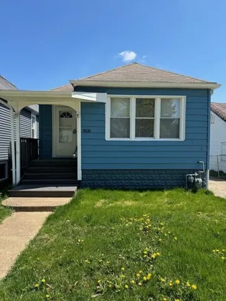 Buy this 3 bed house on Walgreens in 6001 West 95th Street, Oak Lawn