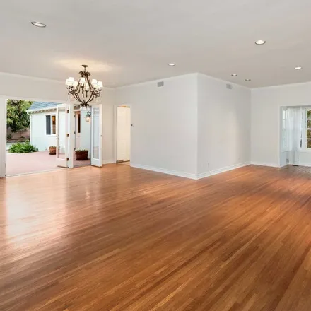 Image 5 - 613 North Roxbury Drive, Beverly Hills, CA 90210, USA - House for sale